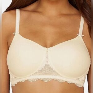 Amoena padded, wireless bra